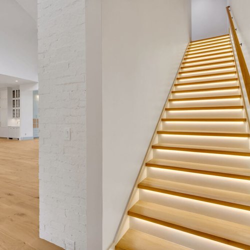 preferred-flooring-tile_hardwood_04-1024x683