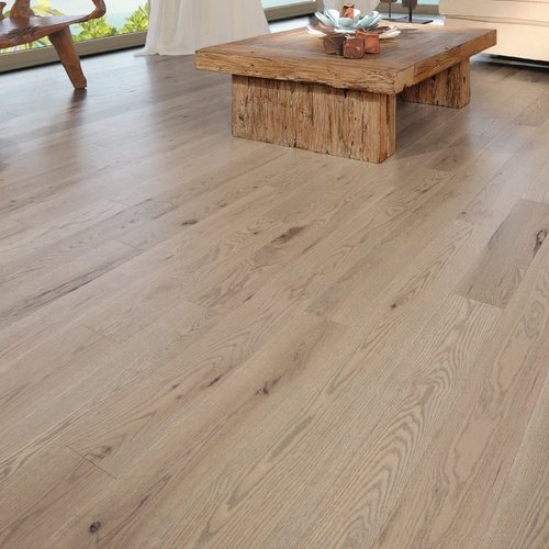 Mirage Sweet Memories Red Oak Character Chateau