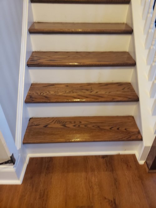 Preferred_Riverstone-Topaz-Lagoon-LVP-stained-pine-treads2