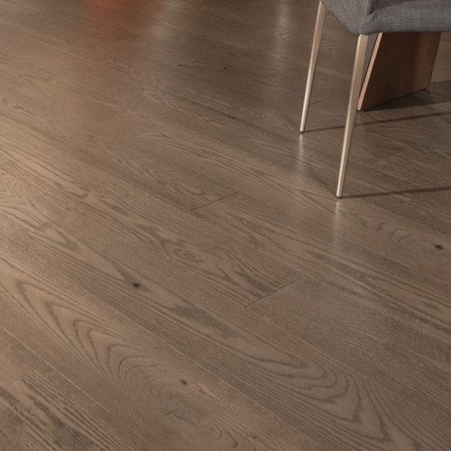 Mirage Sweet Memories Red Oak Character Tree House