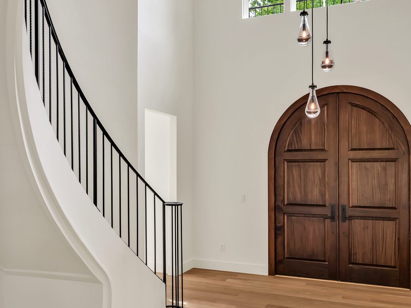 With years of experience in the flooring and tile industry, we have a proven track record of delivering exceptional results.